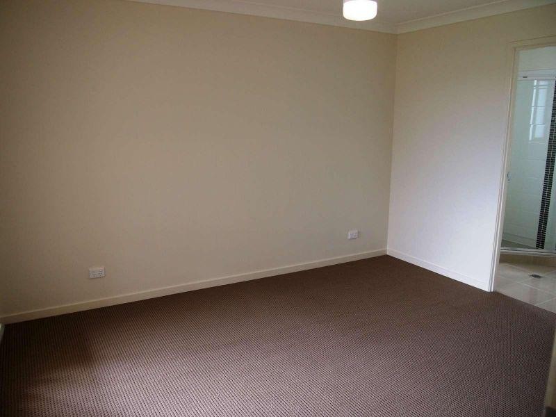 33 Milly Circuit, Ormeau QLD 4208