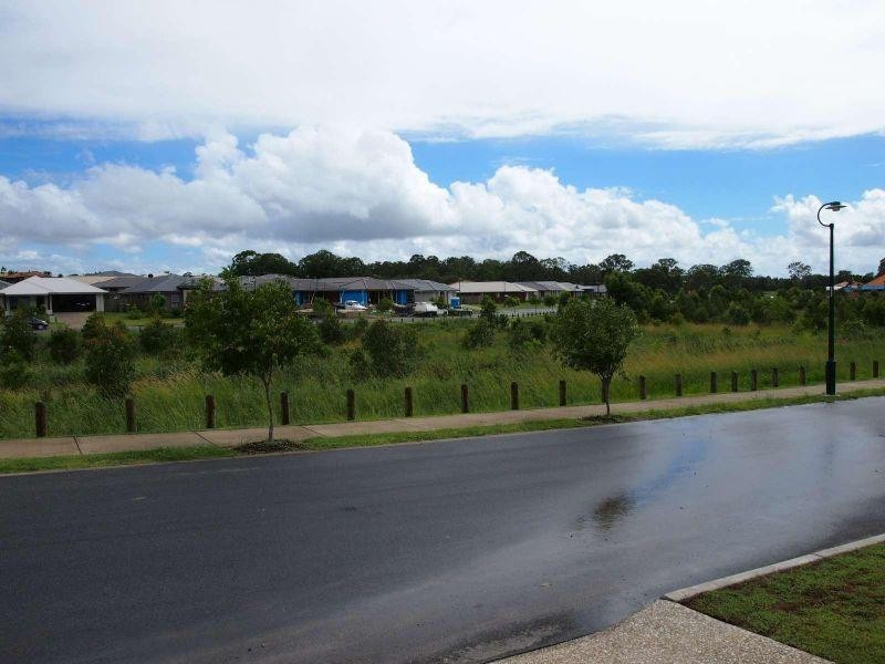 33 Milly Circuit, Ormeau QLD 4208