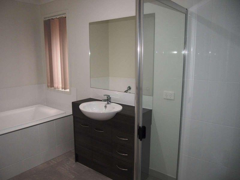 75 Deepak Drive, Willow Vale QLD 4209