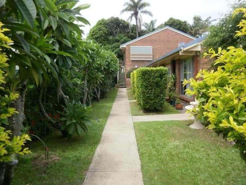 2/16 North Street, Southport QLD 4215