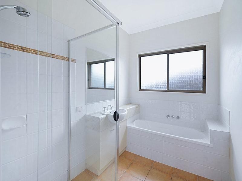5 Firecrest Close, Upper Coomera QLD 4209