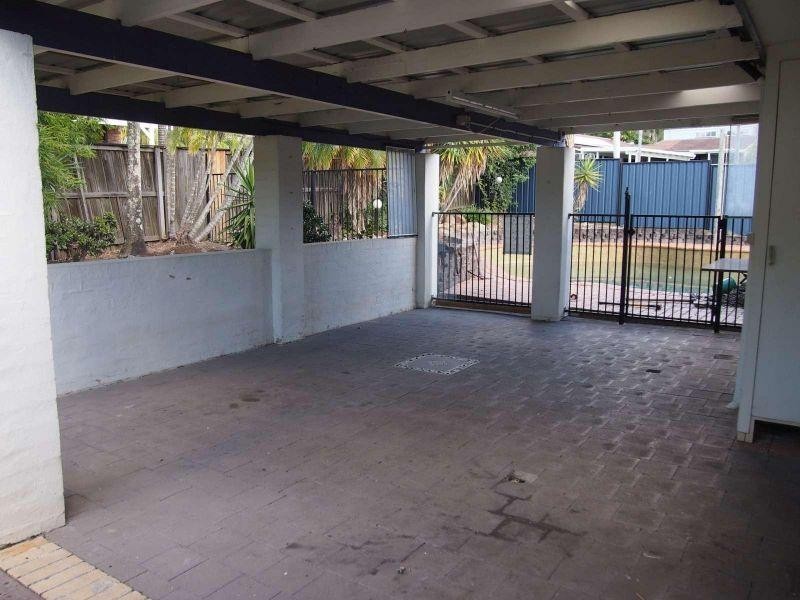 1 Loxton Court, Helensvale QLD 4212