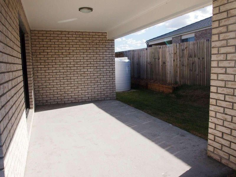 13 Banks Drive, Ormeau QLD 4208