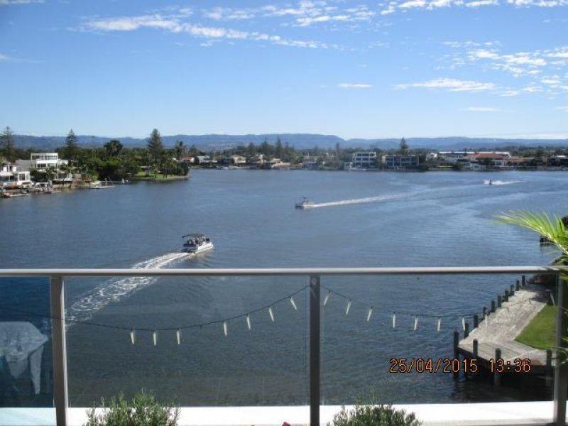 404/30 Paradise Island, Surfers Paradise QLD 4217