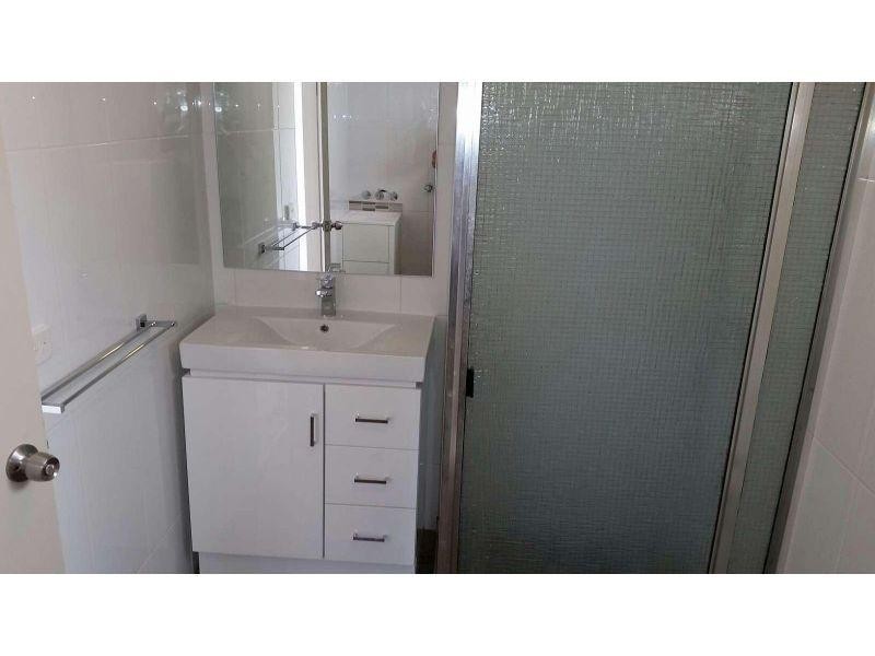 8/7 High Street, Southport QLD 4215