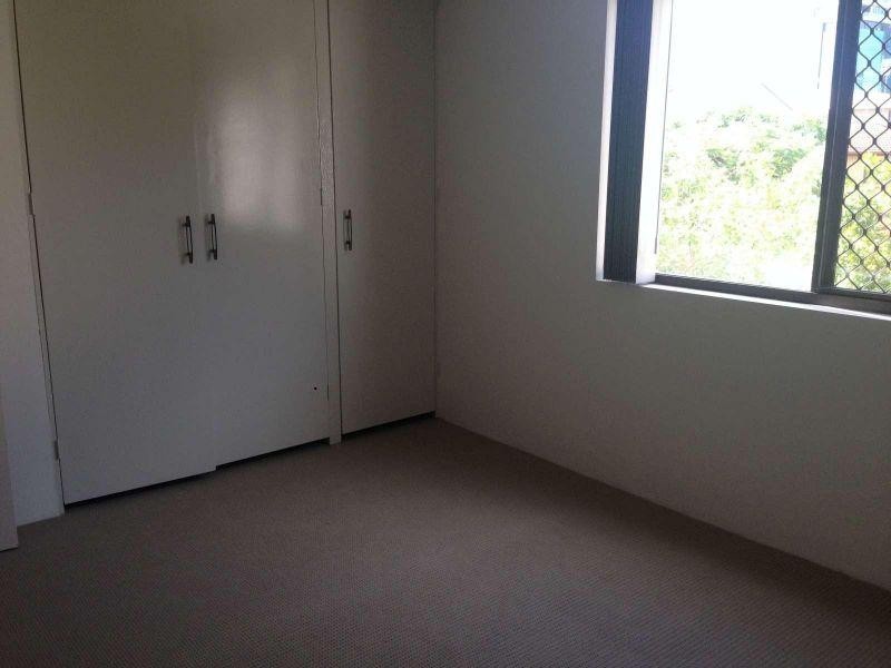 8/7 High Street, Southport QLD 4215