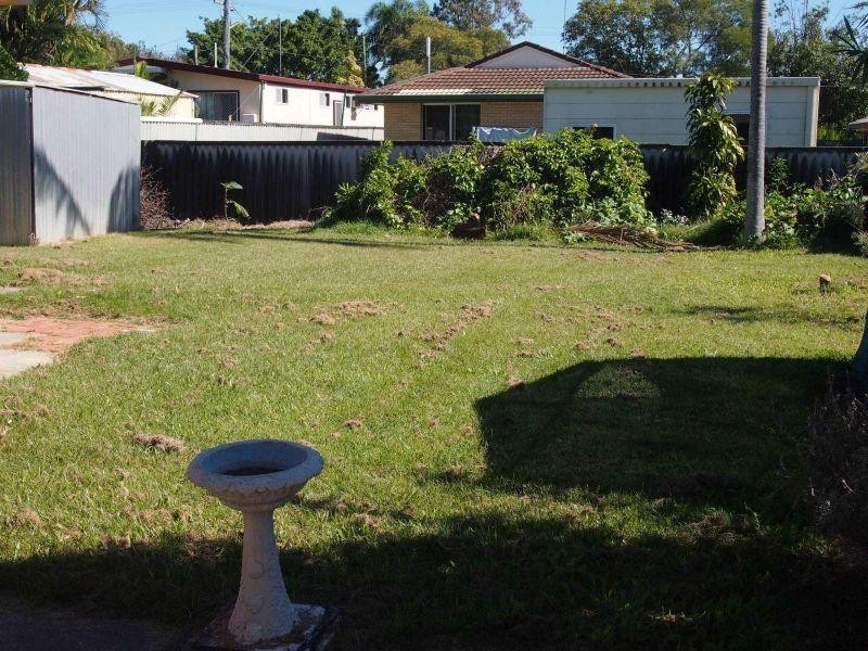 6 Warratina Street, Labrador QLD 4215