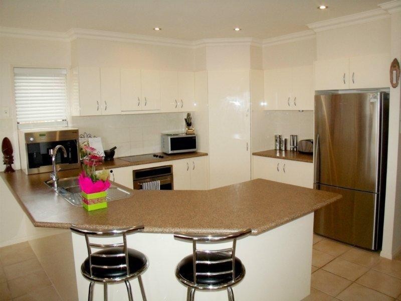 107 Armstrong Way, Highland Park QLD 4211