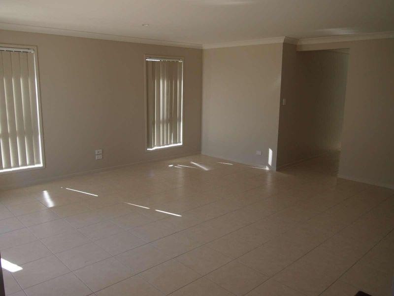 15B Banks Drive, Ormeau QLD 4208