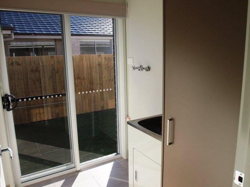 6 Cummings Circuit, Willow Vale QLD 4209
