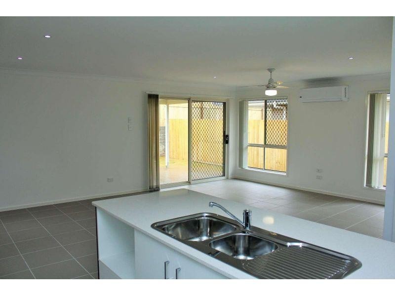 45 Imelda Way, Pimpama QLD 4209