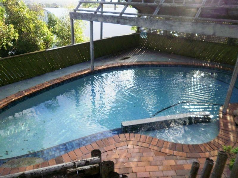 32 Binalong Drive, Ashmore QLD 4214