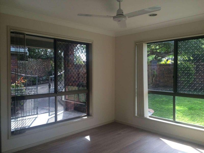 32 Binalong Drive, Ashmore QLD 4214