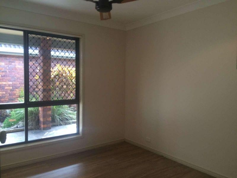 32 Binalong Drive, Ashmore QLD 4214