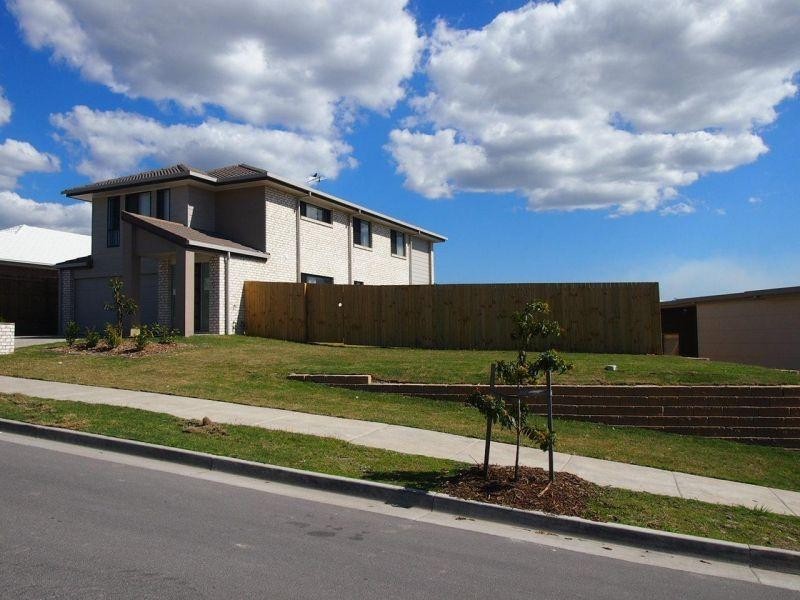 17 John Crescent, Pimpama QLD 4209
