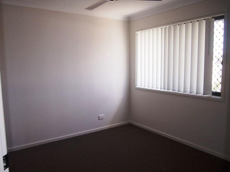 17 John Crescent, Pimpama QLD 4209