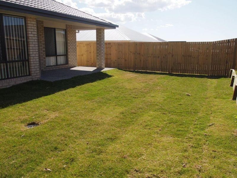 34 John Crescent, Pimpama QLD 4209