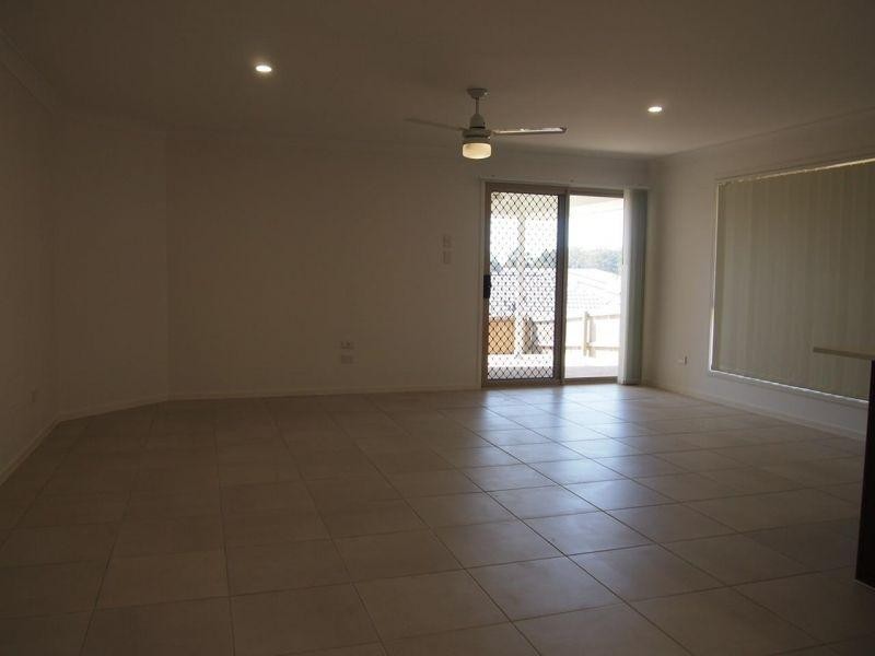 27 Milly Circuit, Ormeau QLD 4208