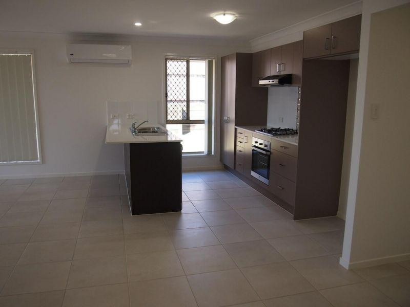 27 Milly Circuit, Ormeau QLD 4208