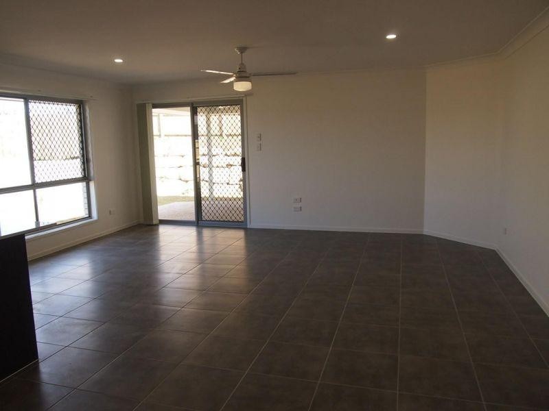 33 Pimpama Rivers Drive, Ormeau QLD 4208