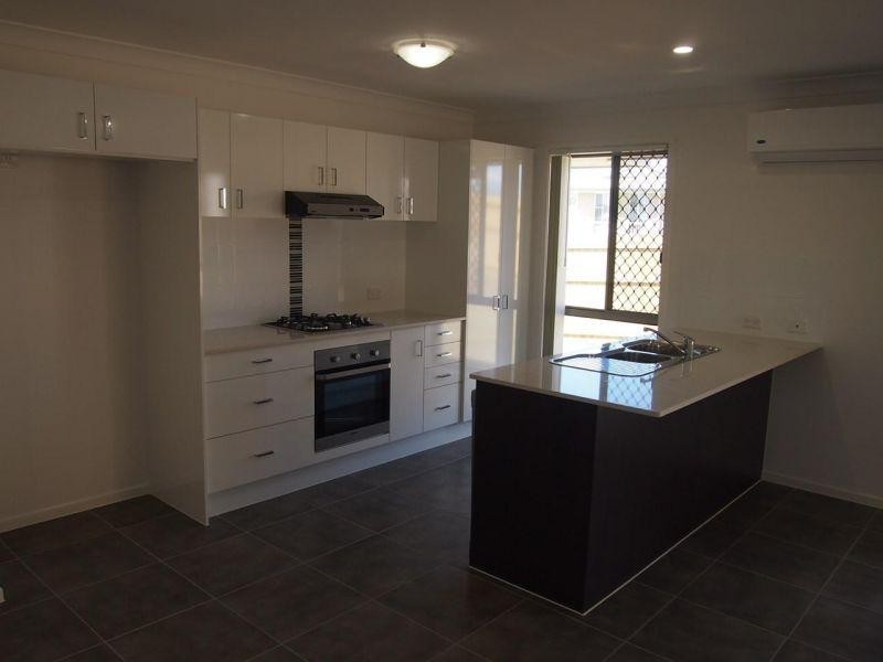 33 Pimpama Rivers Drive, Ormeau QLD 4208
