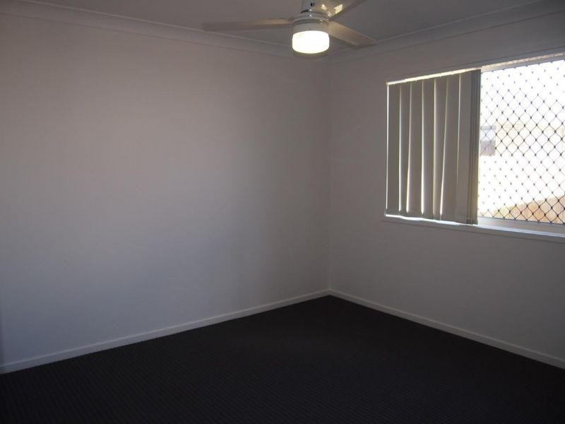16 Steven Crescent, Pimpama QLD 4209