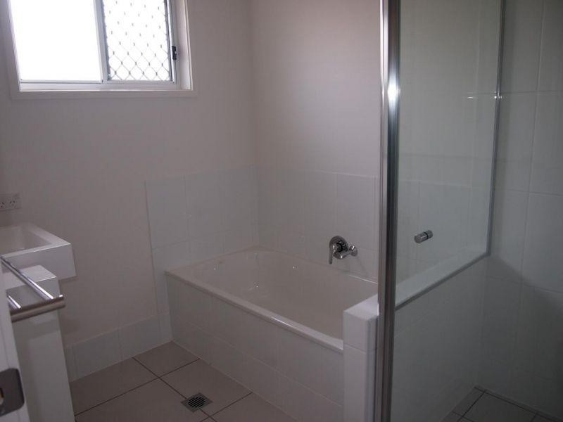 14 Steven Crescent, Pimpama QLD 4209