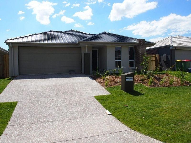 74 Deepak Drive, Willow Vale QLD 4209