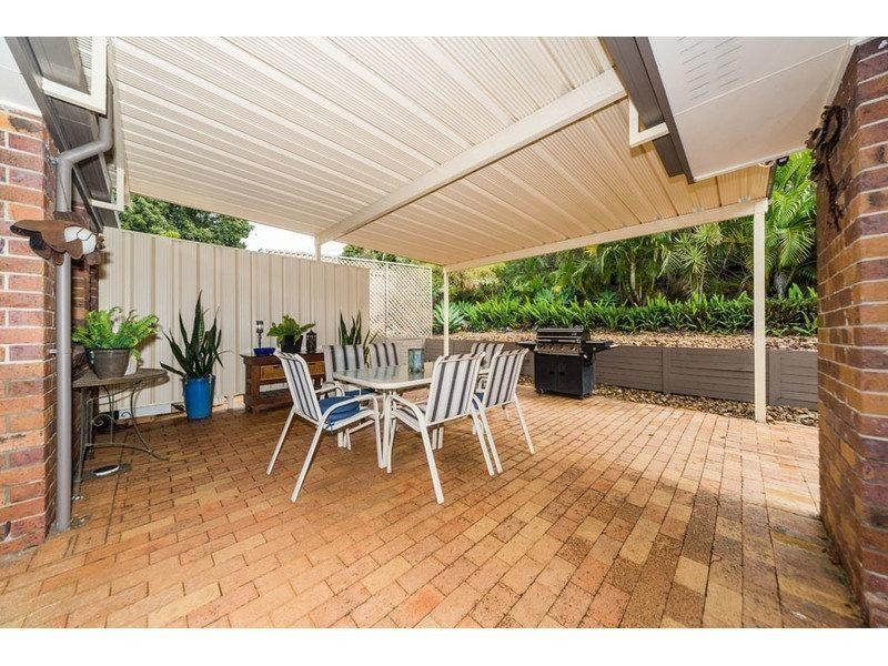 15 Penrith Court, Helensvale QLD 4212