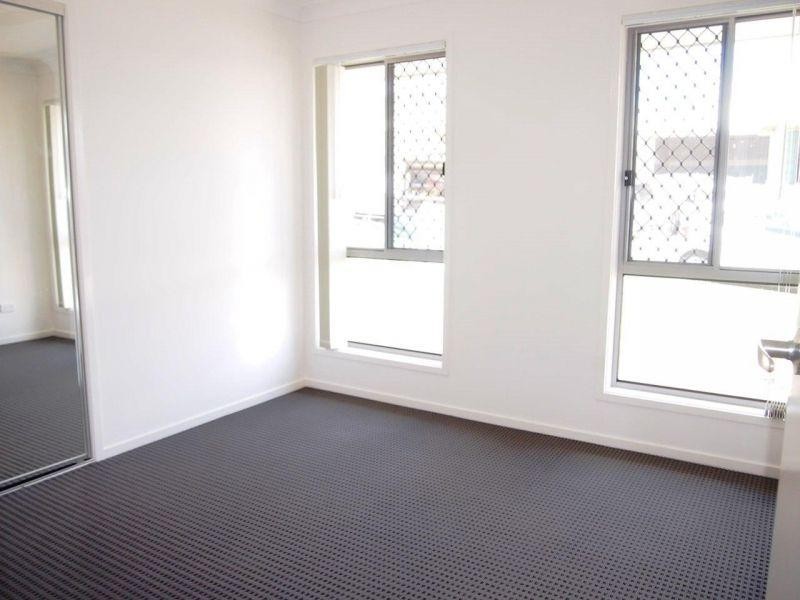 6 Paddy Circuit, Ormeau QLD 4208