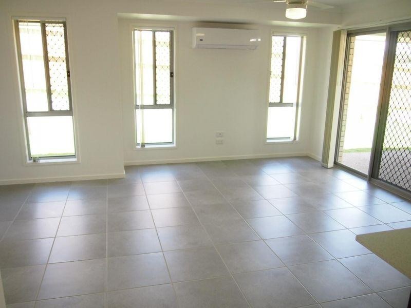 13 Steven Crescent, Pimpama QLD 4209