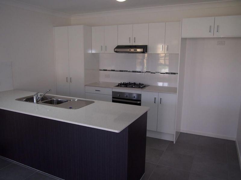 13 Steven Crescent, Pimpama QLD 4209