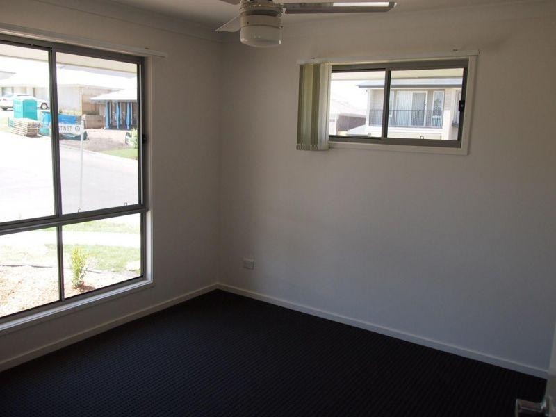 13 Steven Crescent, Pimpama QLD 4209