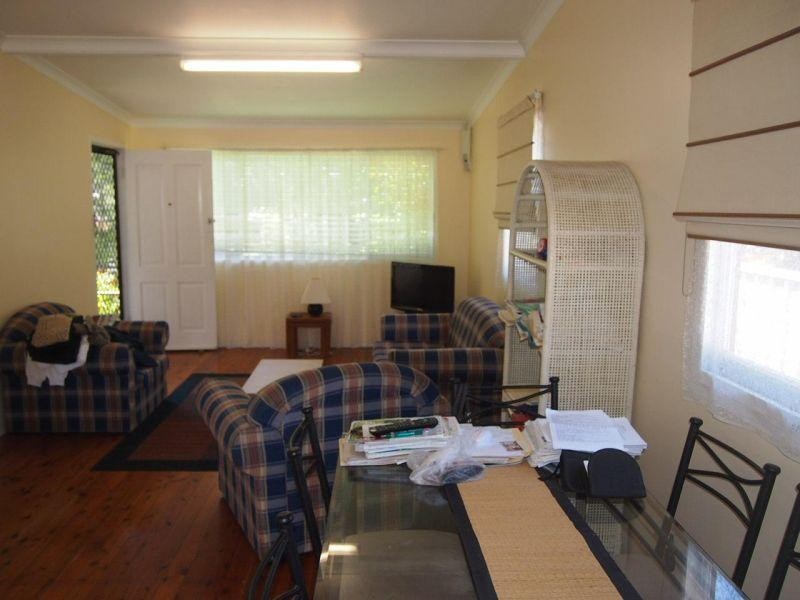 82 Turpin Road, Labrador QLD 4215