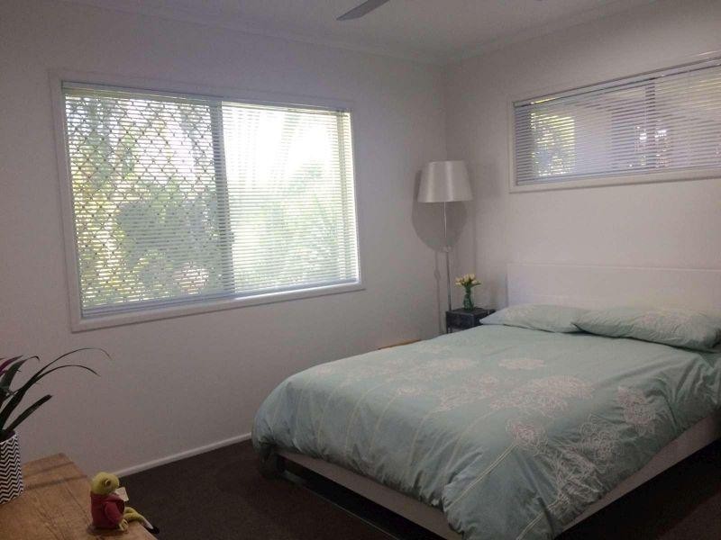 16 St Nicholas Street, Runaway Bay QLD 4216