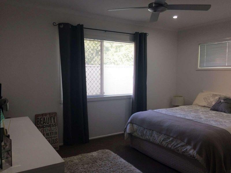16 St Nicholas Street, Runaway Bay QLD 4216
