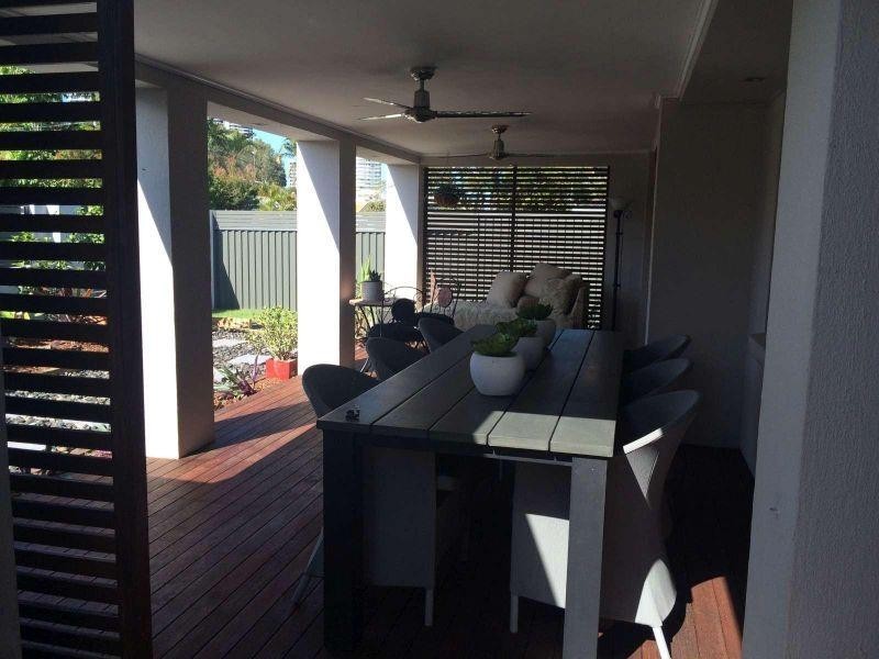 16 St Nicholas Street, Runaway Bay QLD 4216