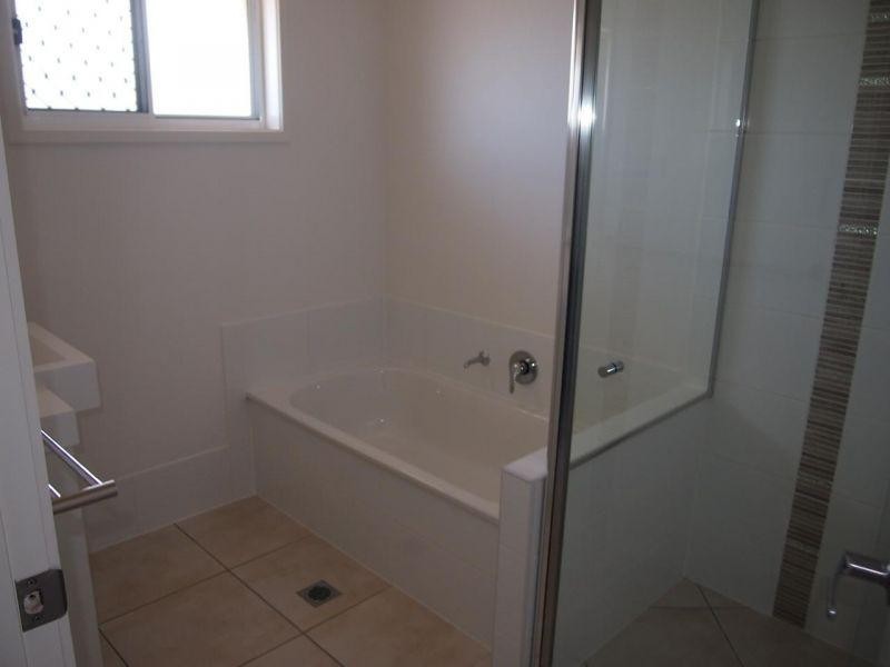 4 Pimpama Rivers Drive, Ormeau QLD 4208