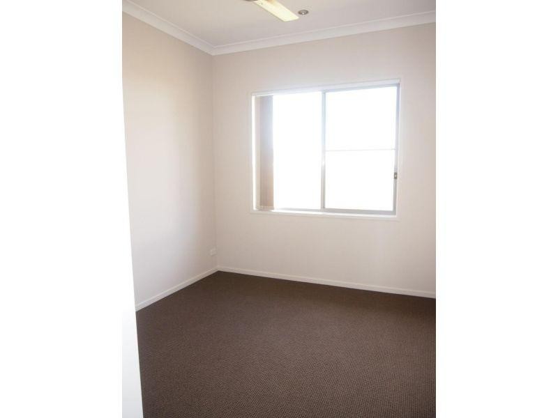 6 Rickard Close, Pimpama QLD 4209