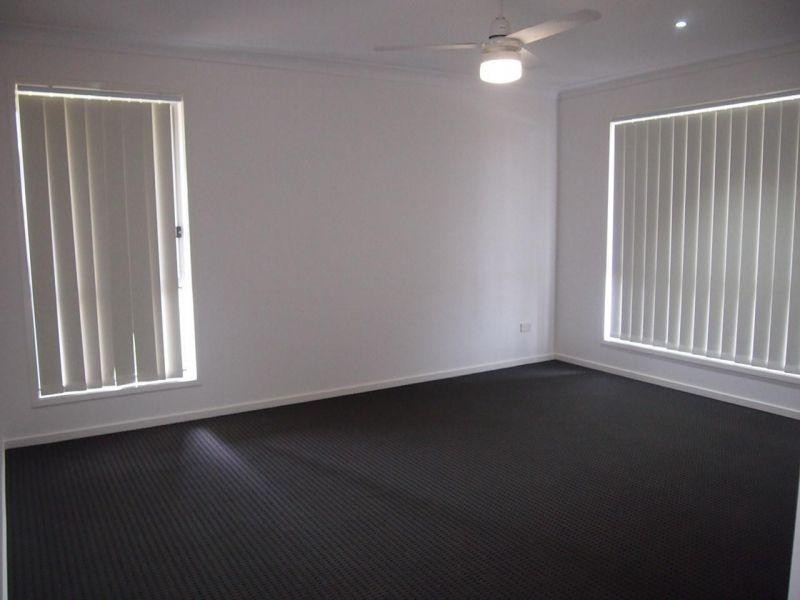 5 James Close, Ormeau QLD 4208
