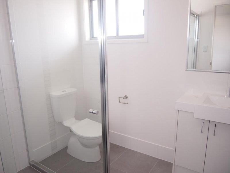 5 James Close, Ormeau QLD 4208