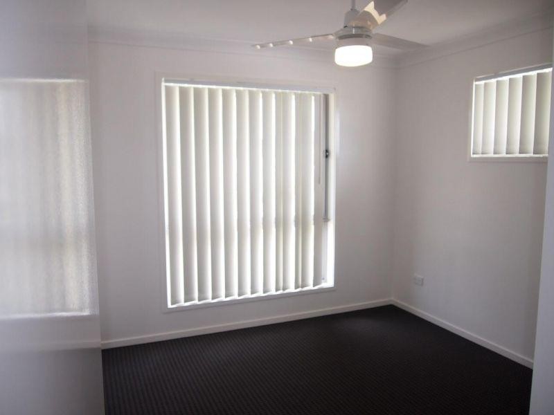 5 James Close, Ormeau QLD 4208