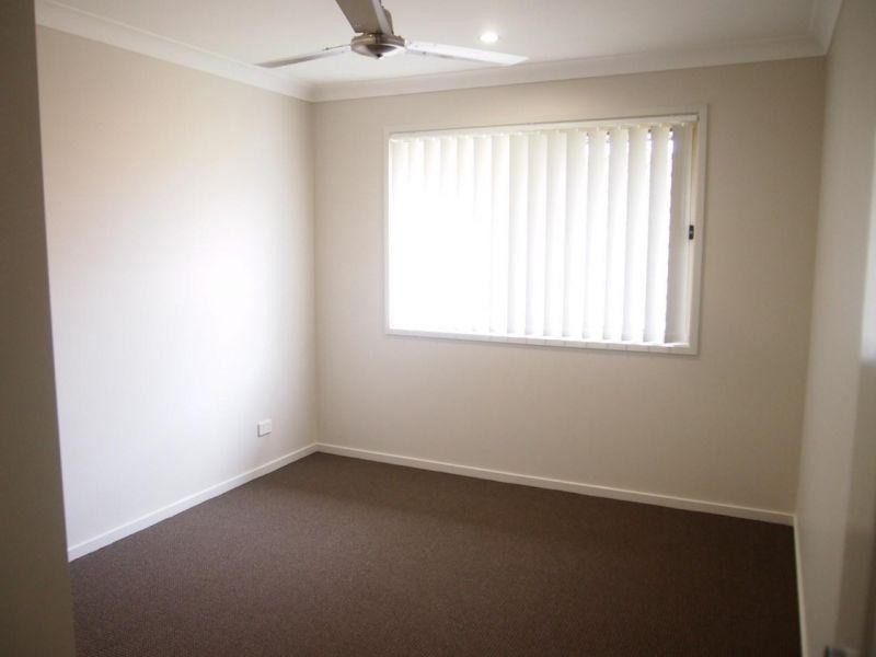 7 Rickard Close, Pimpama QLD 4209