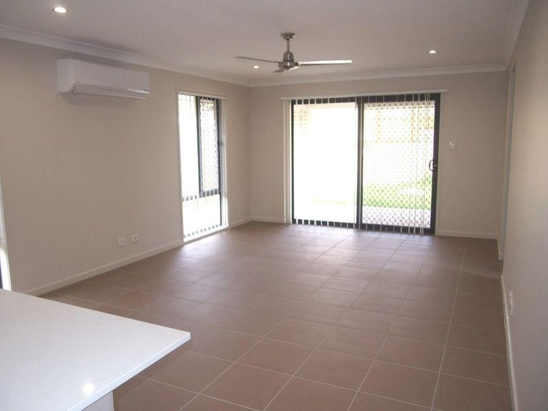 20 Rothbury Terrace, Pimpama QLD 4209