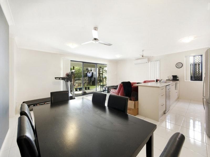 30 Rise Circuit, Pacific Pines QLD 4211
