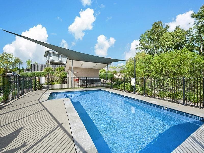 30 Rise Circuit, Pacific Pines QLD 4211