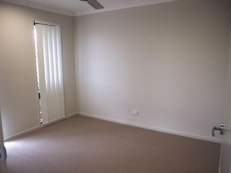 5 Rickard Close, Pimpama QLD 4209