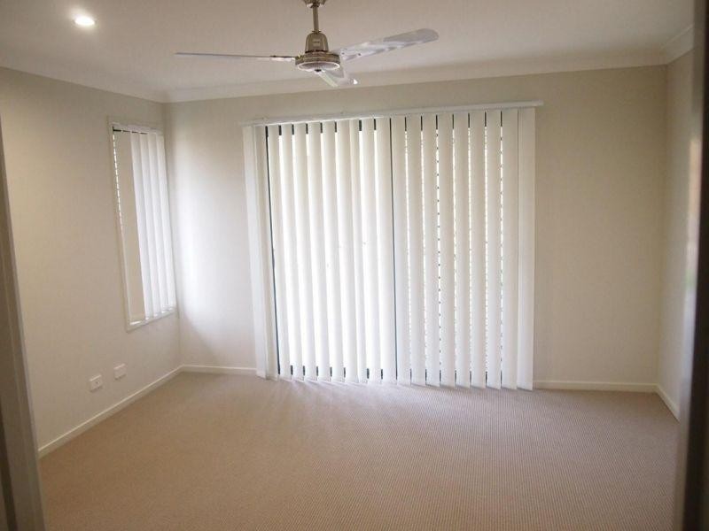 5 Rickard Close, Pimpama QLD 4209
