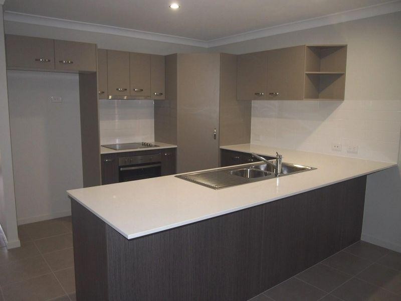 5 Rickard Close, Pimpama QLD 4209