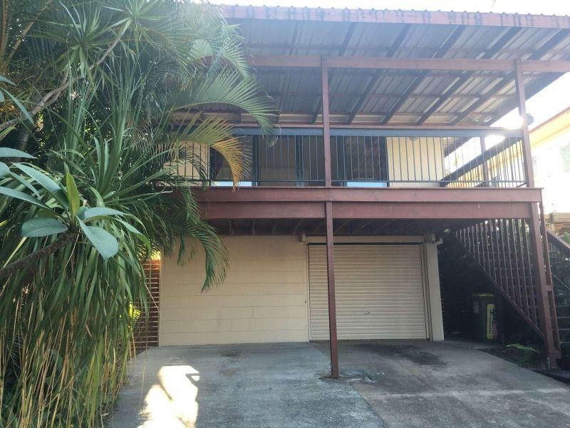 13 Percy Street, Southport QLD 4215